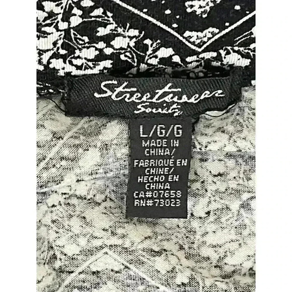 STREETWEAR SOCIETY ladies skirt large black/white‎ with flowers - Picture 5 of 6